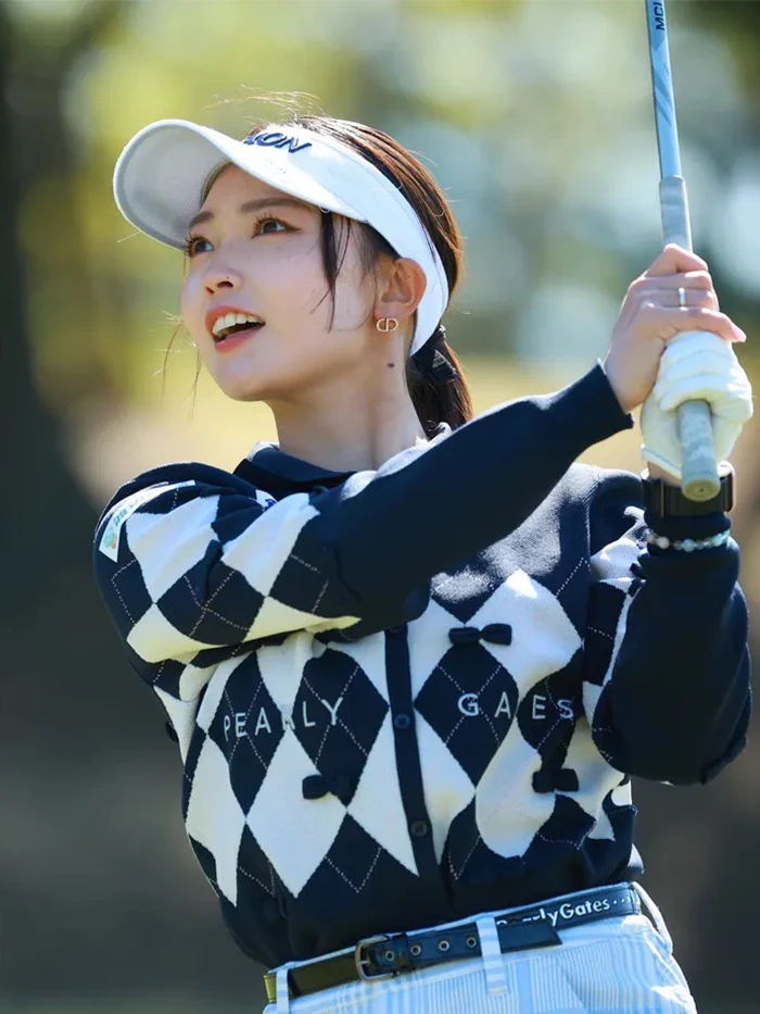 契約プロの写真 中西 風香